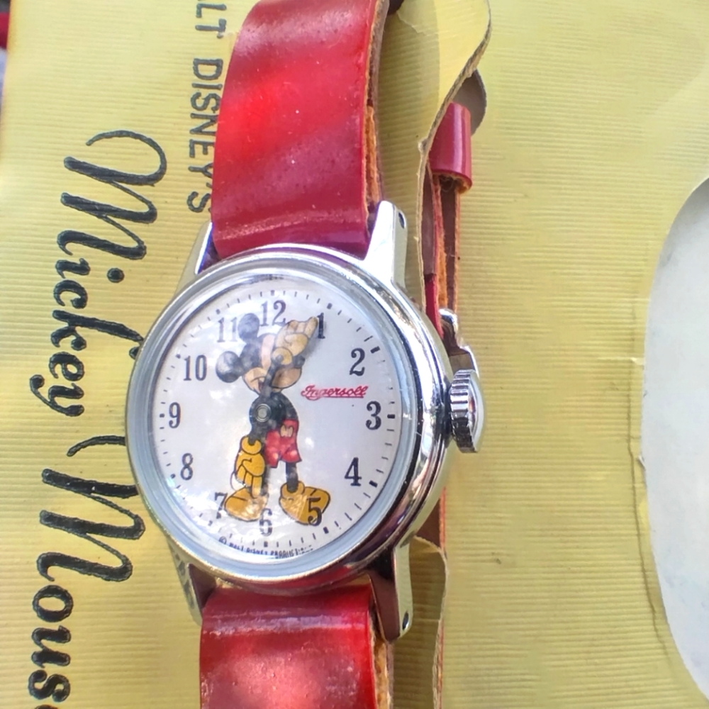 VINTAGE Walt Disney Ingersoll Mickey Mouse Watch 1960s Red